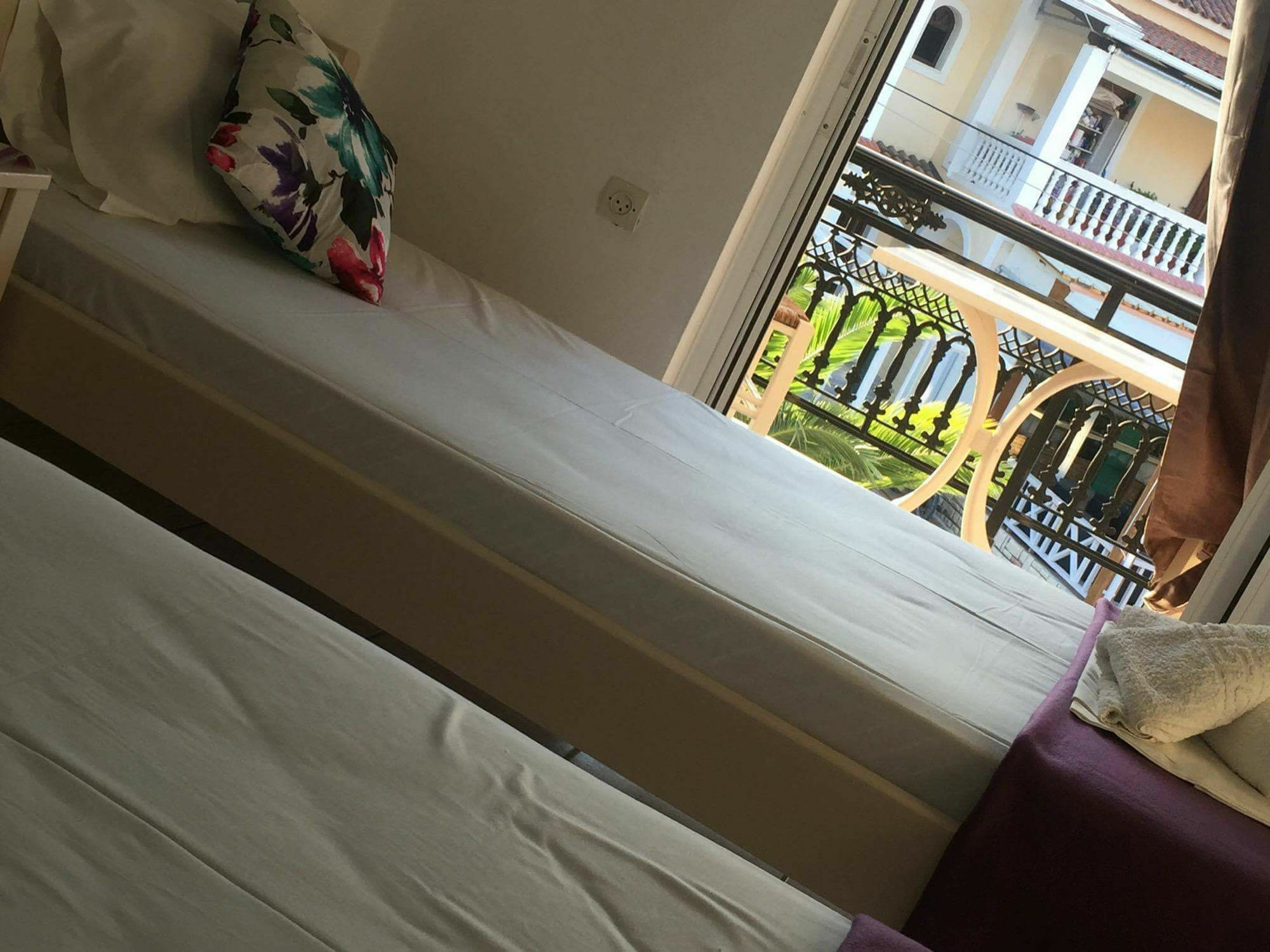 Zante Flower Studios & Apartments Alykanas  Esterno foto